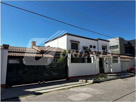 Luxury home in Ciudad Juárez, Juárez