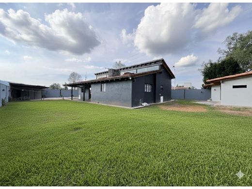 Luxe woning in Valle de Bravo, Mexico (staat)