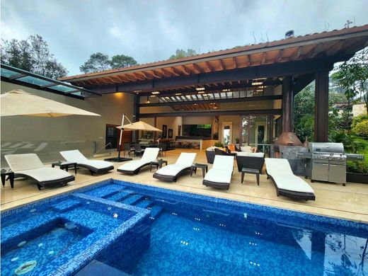 Элитный дом, Валье-де-Браво, Valle de Bravo