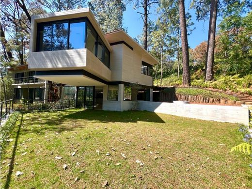 Luxus-Haus in Valle de Bravo, México (Bundesstaat)