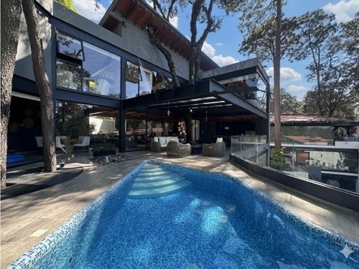 مجمع شقق ﻓﻲ Valle de Bravo, Estado de México