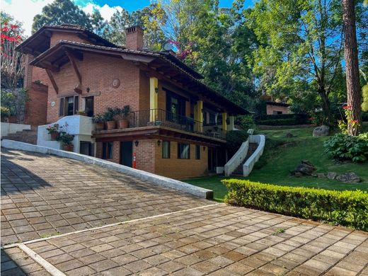 Luxury home in Valle de Bravo, Estado de México