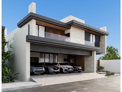 Luxury home in Monterrey, Nuevo León