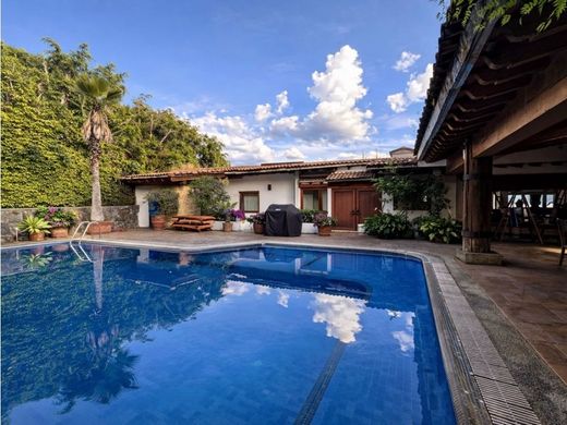 Luxury home in Valle de Bravo, Estado de México