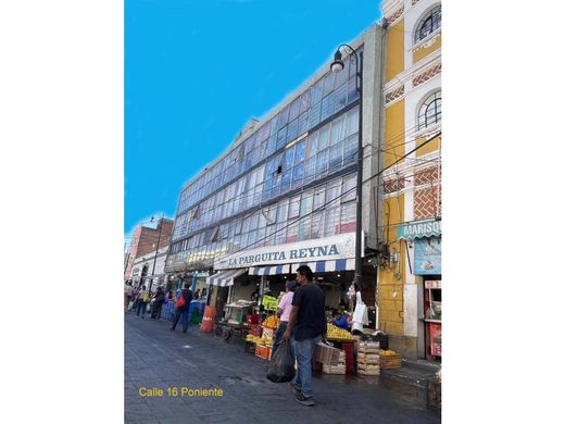 Edificio en Puebla de Zaragoza, Puebla