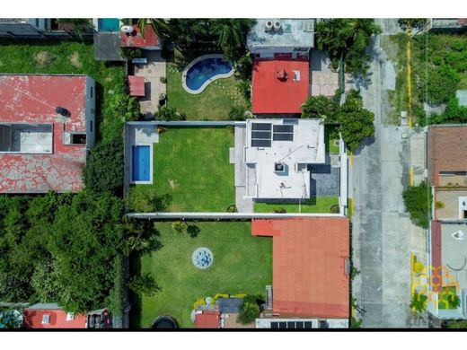 Casa di lusso a Valle de Cuernavaca, Morelos