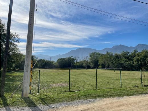 Land in Santiago, Nuevo León