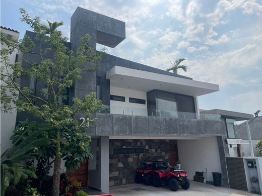 Luxus-Haus in Cuernavaca, Morelos