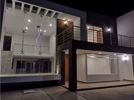 Ciudad López Mateos, Atizapán de Zaragozaの高級住宅