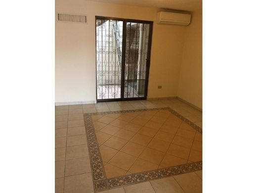 Casa de luxo - Monterrei, Monterrey