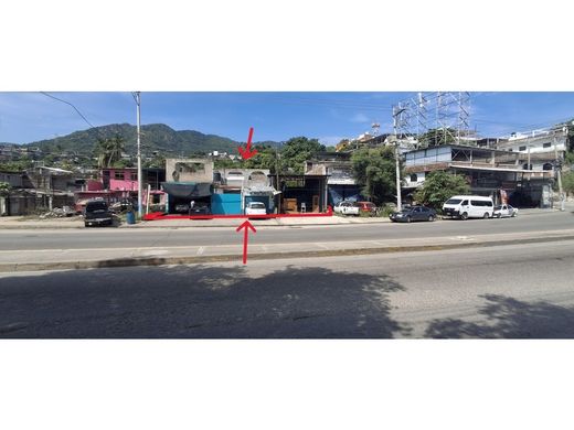 Grond in Acapulco de Juárez, Guerrero