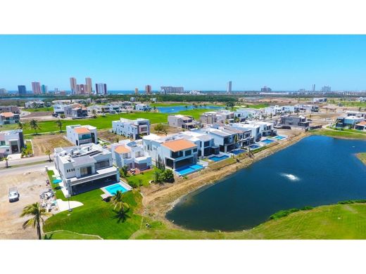 Land in Mazatlán, Sinaloa