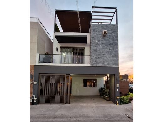 Luxe woning in Apodaca, Nuevo León