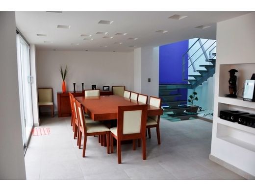 Casa di lusso a Naucalpan de Juárez, Messico (stato federato)