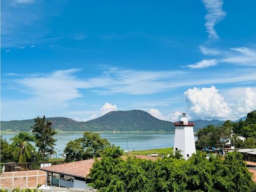 Luksusowy dom w Valle de Bravo, Estado de México