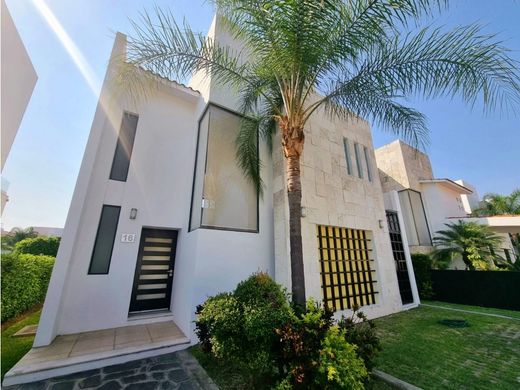 Residential complexes for sale in Emiliano Zapata