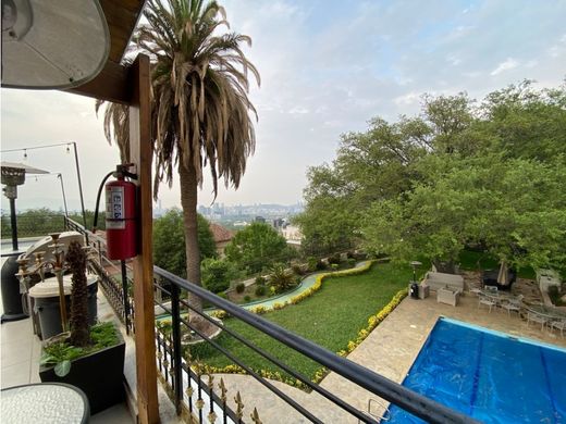 호화 저택 / San Pedro, China