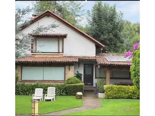 Valle de Bravo, メヒコ州の高級住宅