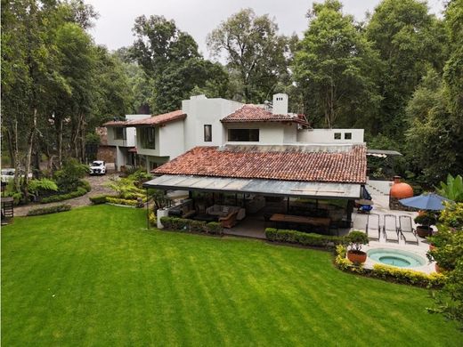 Luxury home in Valle de Bravo, Estado de México