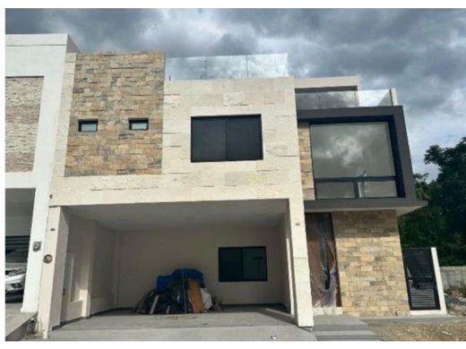 Luxus-Haus in Santiago, Nuevo León