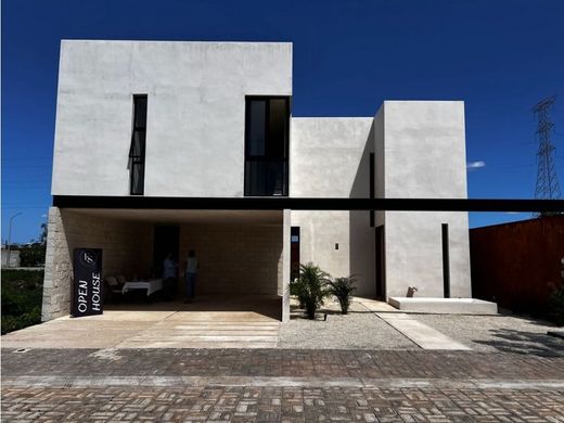 Casa de lujo en Chablekal, Mérida