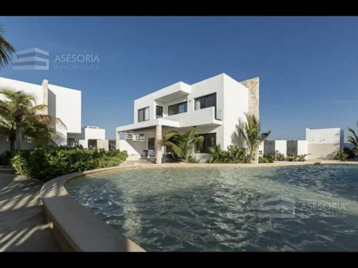 Luxury home for sale in Telchac Puerto