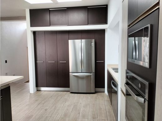 Элитный дом, Наукальпан-де-Хуарес, Naucalpan de Juárez