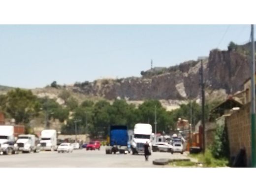 Grond in Cuautitlán Izcalli, Mexico (staat)