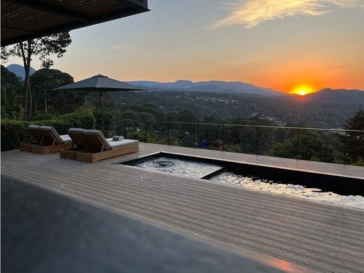 Luxe woning in Valle de Bravo, Mexico (staat)