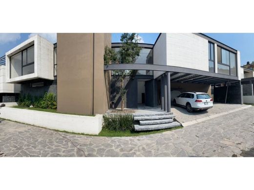 Luxury home in Ciudad López Mateos, Atizapán de Zaragoza