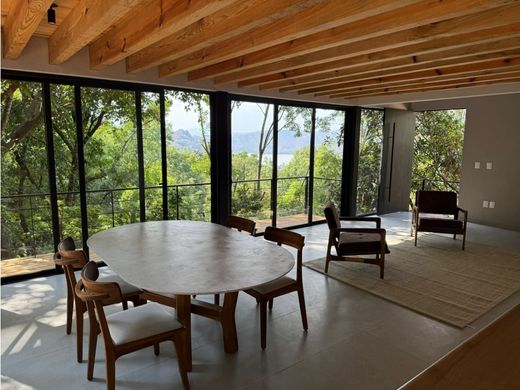 Luxury home in Valle de Bravo, Estado de México