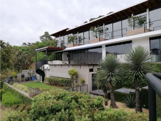 Casa de lujo en Valle de Bravo, Estado de México