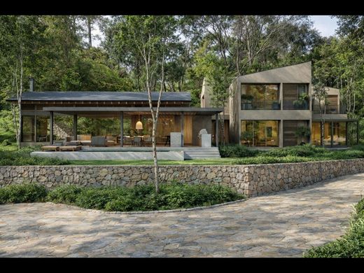 Residential complexes in Valle de Bravo, Estado de México