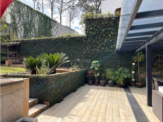 Luxus-Haus in Valle de Bravo, México (Bundesstaat)