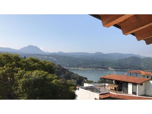 Casa di lusso a Valle de Bravo, Messico (stato federato)