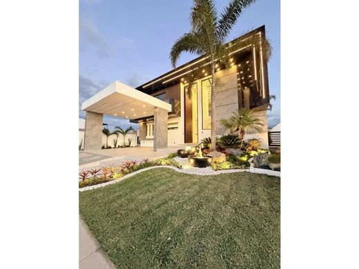 Luxury home in Atlatlahucan, Morelos