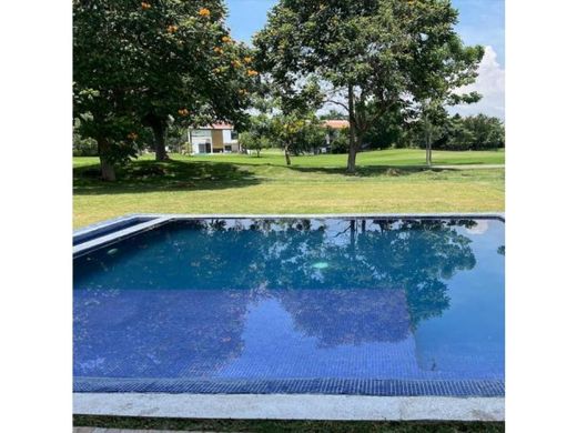 Luxus-Haus in Emiliano Zapata, Morelos