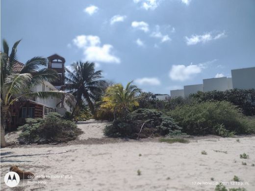 Luxury home for sale in Telchac Puerto