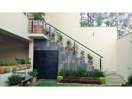 Huixquilucan, メヒコ州の高級住宅