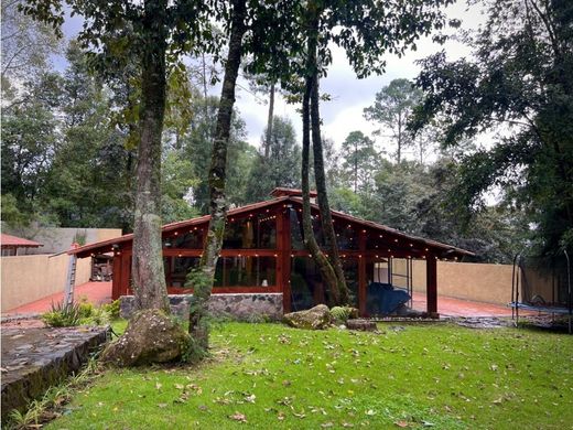 Wohnkomplexe in Valle de Bravo, México (Bundesstaat)