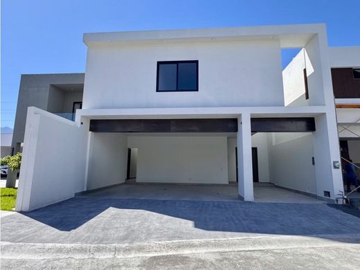 Luxury home in Santiago, Nuevo León