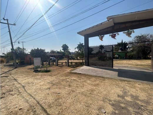 Land in Cuernavaca, Morelos