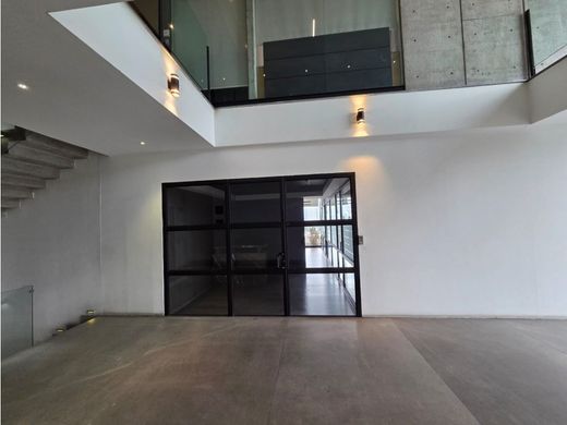 Офис, San Pedro, China