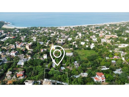 토지 / Puerto Escondido, San Pedro Mixtepec -Dto. 22 -