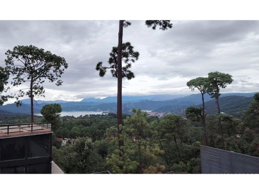 Luxury home in Valle de Bravo, Estado de México