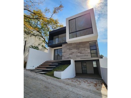 Luxus-Haus in Cuernavaca, Morelos