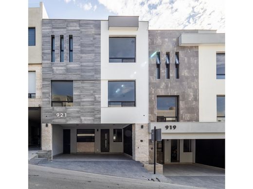 Luxury home in Monterrey, Nuevo León