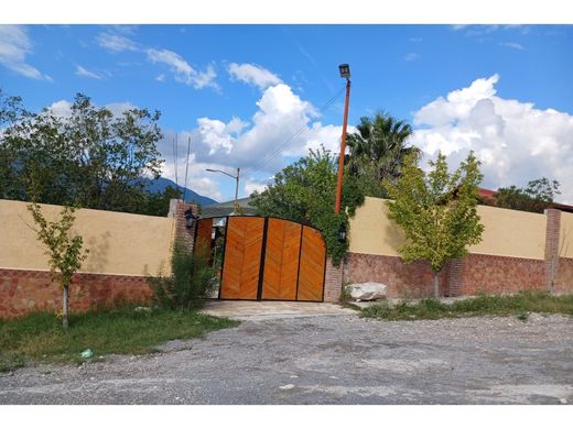 Rural or Farmhouse in Arteaga, Coahuila