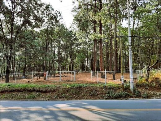 Land in Valle de Bravo, Estado de México