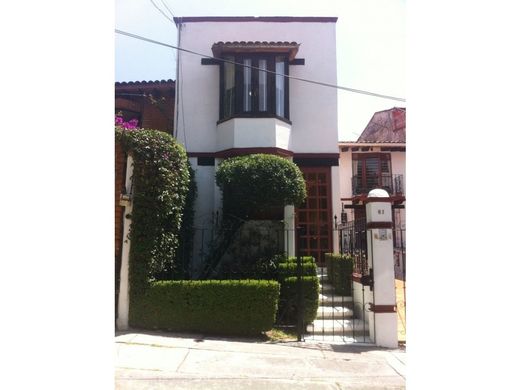 Naucalpan de Juárez, メヒコ州の高級住宅